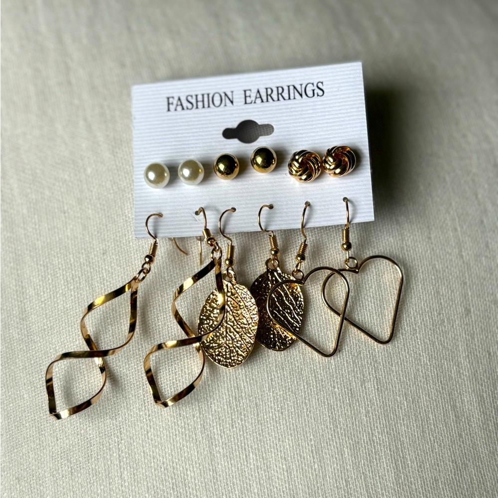 6 Pairs of Earrings